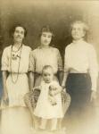 1914: Edith, Eula, Margaret, and Margaret's mother.